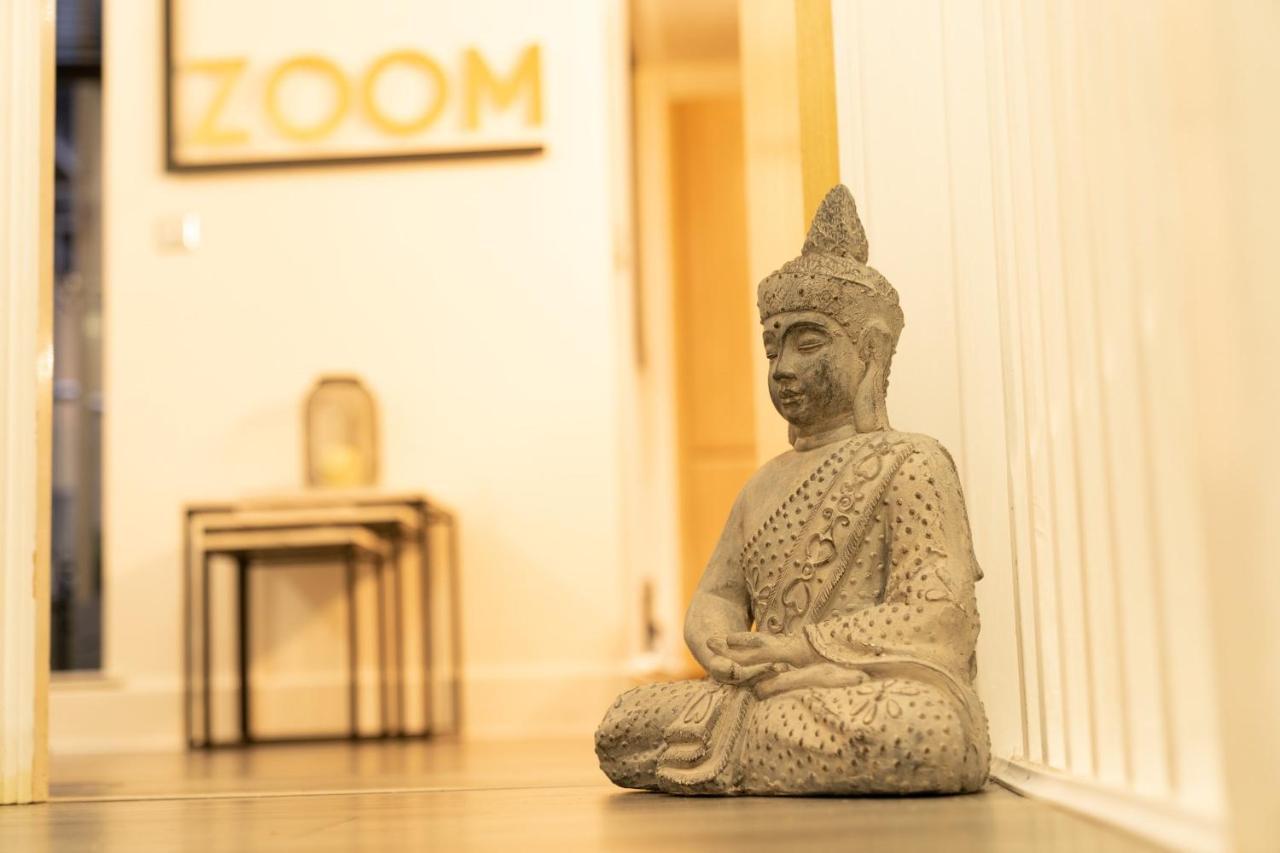 Luxe Place - Netflix & Workspace For 6 Birmingham Luaran gambar